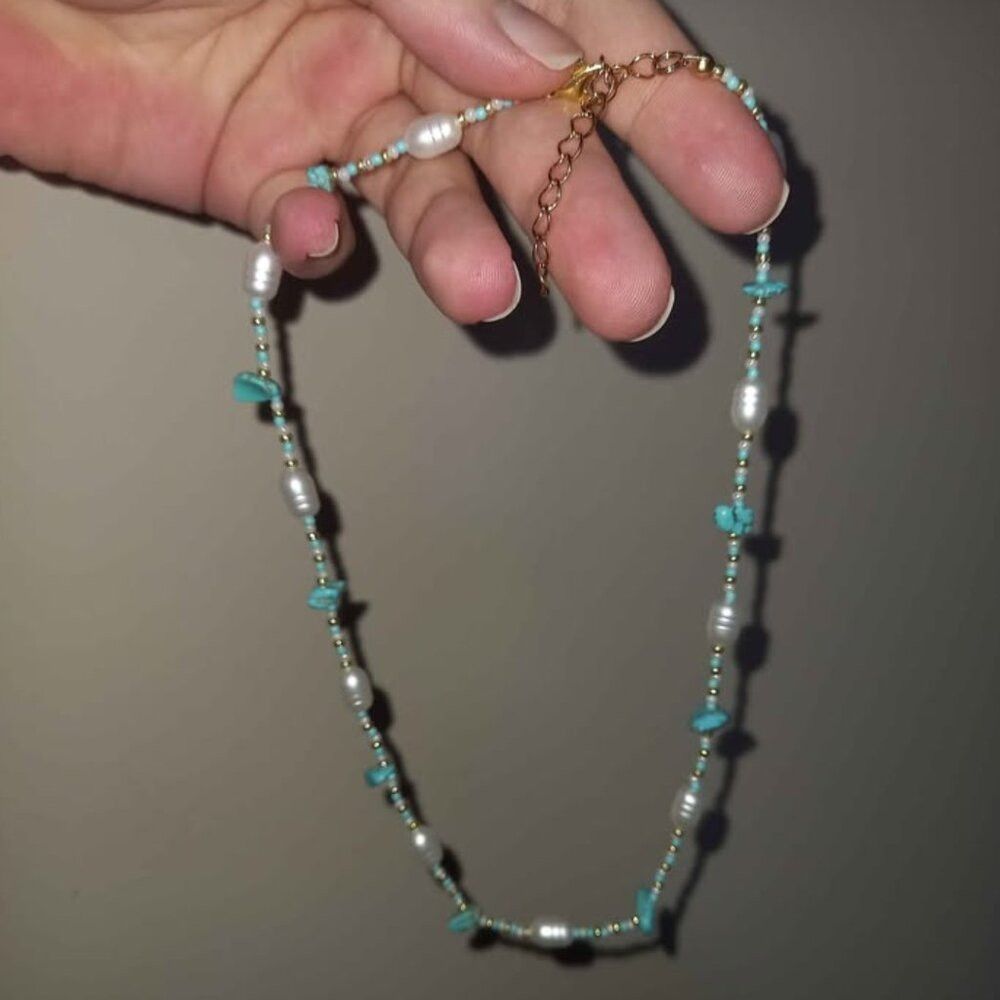 Natural Turquoise Chips and Faux Pearl Choker Necklace - Stainless Steel Chain
