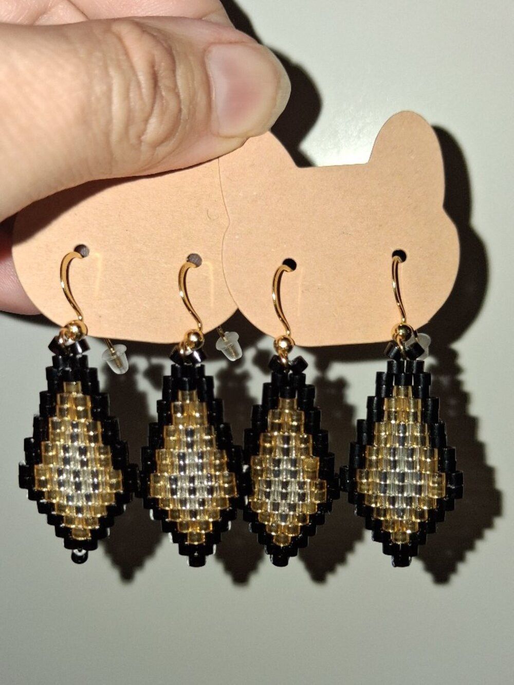 Minimalist Tri-Color Beaded Rhombus Earrings — Black, Gold & Silver