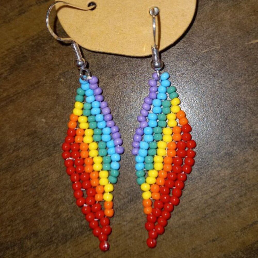[MADE TO ORDER] Rainbow Pride Beaded Earrings - Diamond Dangle Design