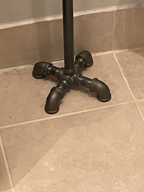 Pipe Toilet paper stand – toilet paper holder – toilet paper stand