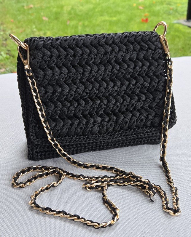 Small evening handbag / Handmade stunning bag / Puff stitch bag / Marshmallow handbag