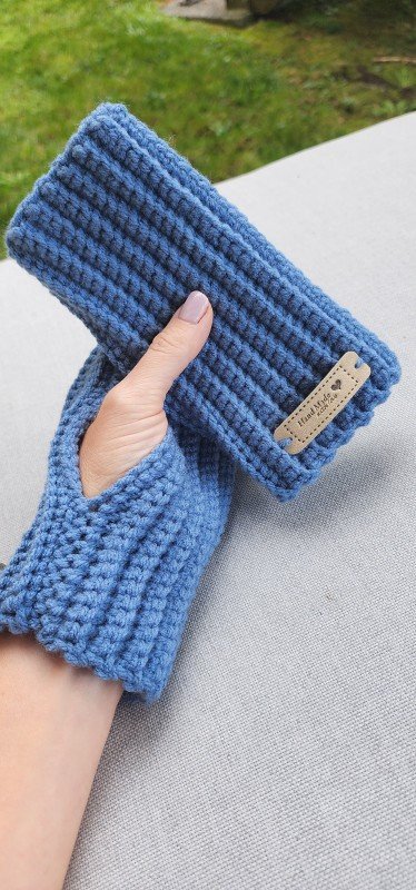 Fingerless Mittens