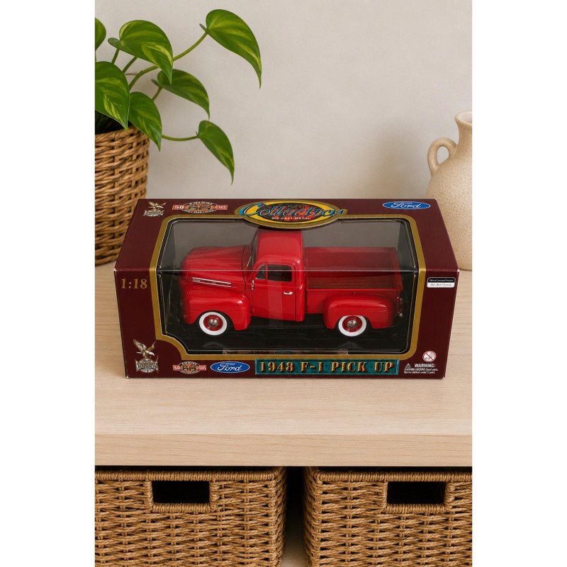Yat Ming Road Signature 1948 Ford F-1 Pickup 1:18 Diecast 50th Anniversary NIB