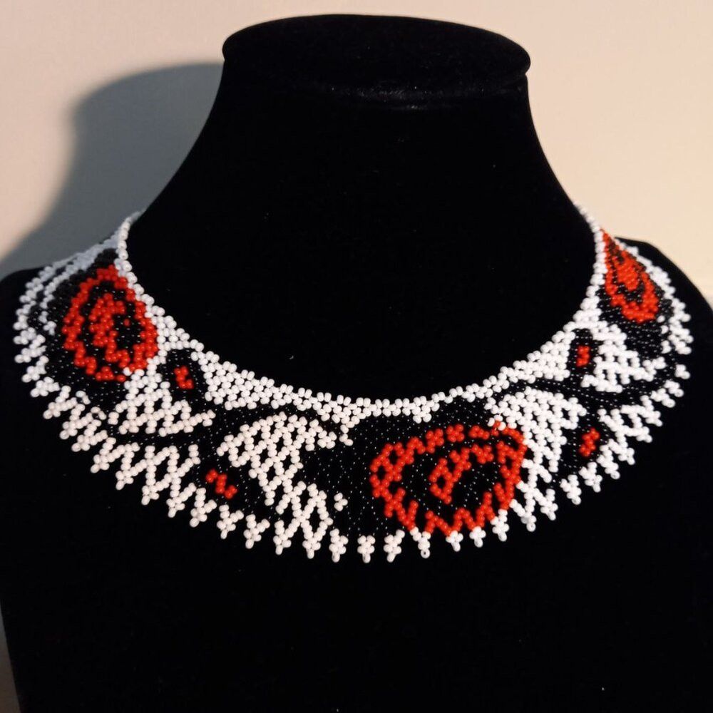 [MADE TO ORDER]  Traditional Ukrainian Beaded Sylianka - Red Rose Floral Choker