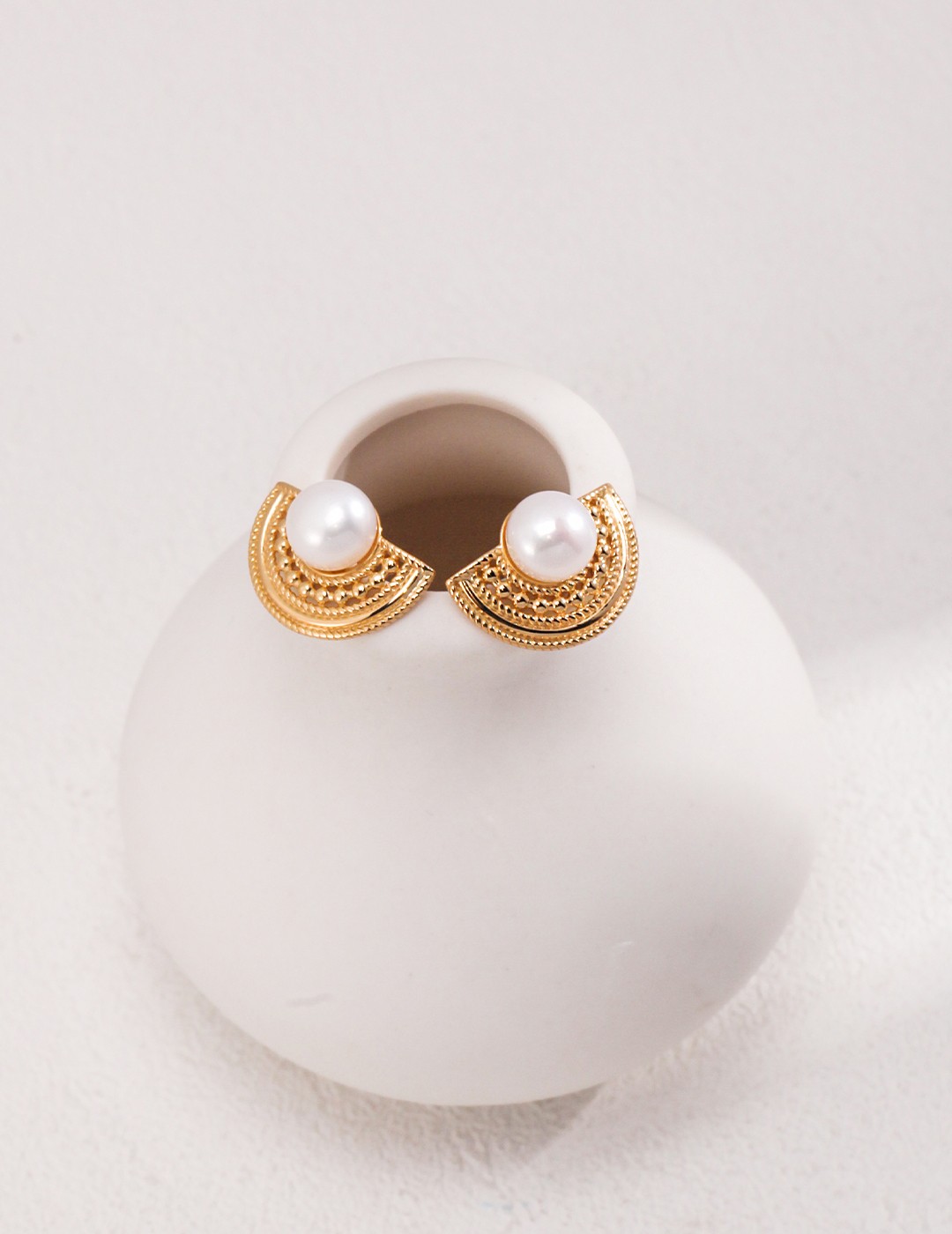 Scalloped Pearl Earrings