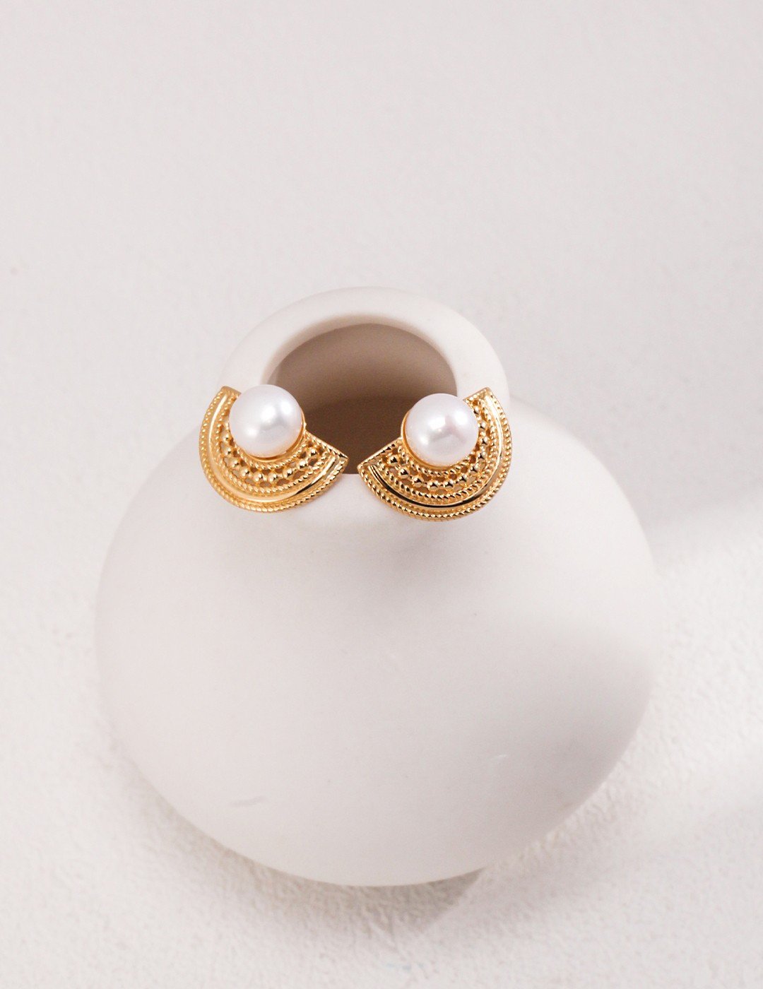 Scalloped Pearl Earrings