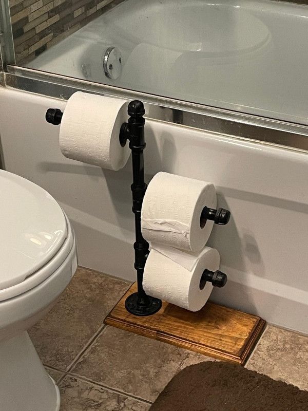 Industrial Style freestanding 3 roll toilet paper holder – retro toilet roll stand