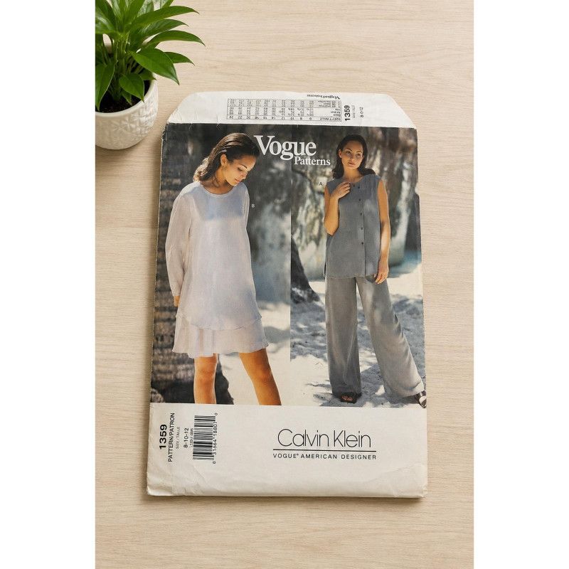 Vogue 1359 Calvin Klein Uncut American Designer Sewing Pattern Top Skirt  8-12