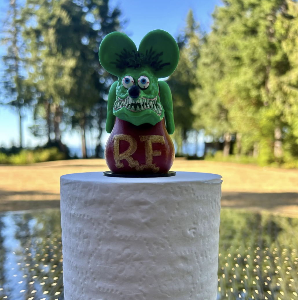 Rat Fink toilet paper topper - Big Daddy Ed Roth Rat Fink toilet paper holder - Rat Fink collectible - Man Cave Rat Fink figurine