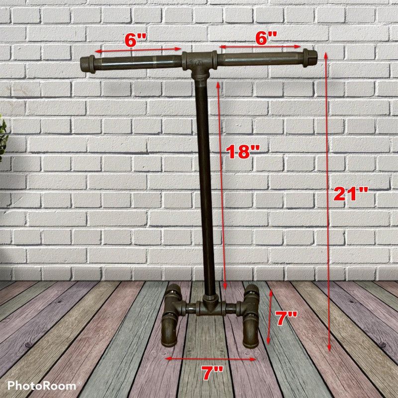 Hand towel stand with metal feet – Towel rack