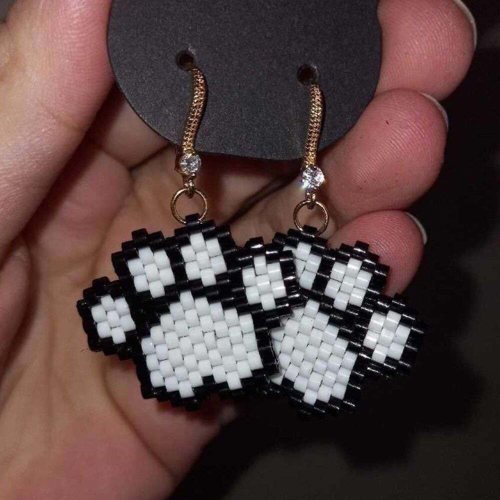 Beaded Paw Print Earrings  Gift for the pet moms – 18K gold plated